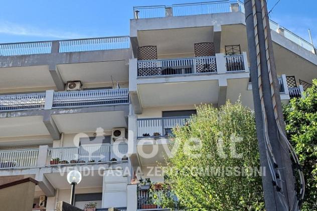 Appartamento di 111 m² con 3 locali e posto auto in vendita a Messina - Foto 3