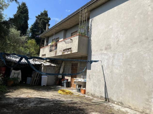 Immobile in asta di 246 m² con più di 5 locali e box auto in vendita a Roseto degli Abruzzi - Foto 2