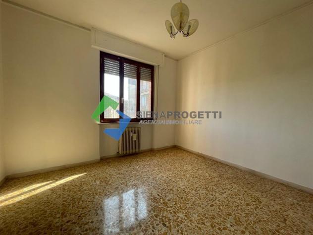 Via Perfetti a Siena. Grande Quadrilocale da 130 mq , 3 camere, 2 bagni, con Box e Posto Auto! - Foto 8