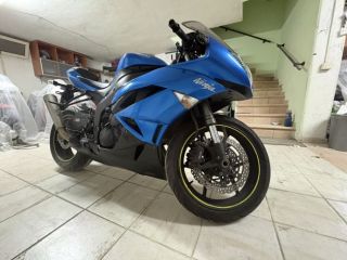 Kawasaki zx6r