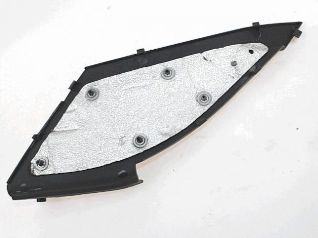 COVER DESTRA INFERIORE SELLA APRILIA ATLANTIC 500 2001 - 2004 AP8149472 RIGHT LOWER SADDLE COVER LEGGERMENTE GRAFFIATA - Foto 2