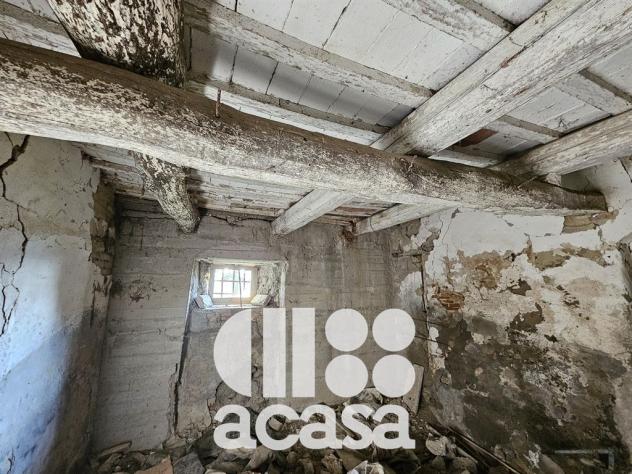 BORGO AGRICOLO CON 27 ETTARI DI TERRENO - Foto 19