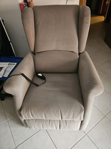 poltrona elettrica anziani