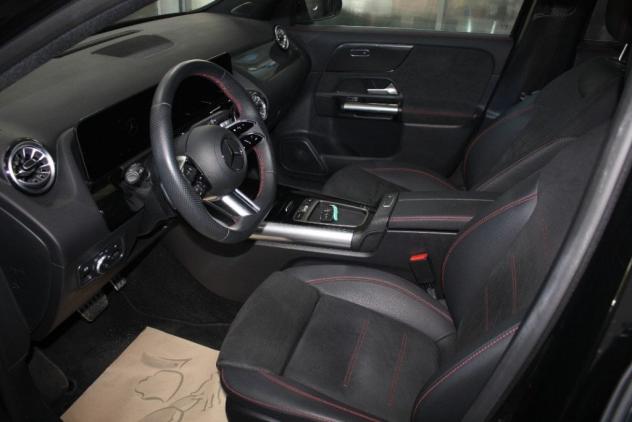 Mercedes-Benz GLA 200 200 D AMG LINE PREMIUM 150 CV - Foto 8