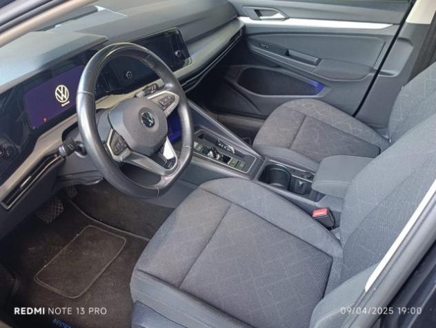 VOLKSWAGEN Golf 1.0 eTSI EVO DSG Life rif. 22228528 - Foto 8