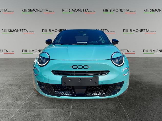 FIAT 600 1.2 hybrid Sport 145cv auto - KM0 - Foto 2