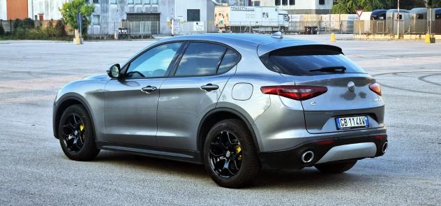 Alfa Romeo Stelvio 2.2 Turbodiesel 190 CV AT8 Q4 - Foto 4