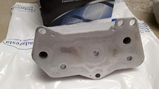 Radiatore olio motore audi a3 02e409061d - Foto 2