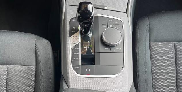 BMW Serie 3 318i Business Advantage Aut. - Foto 9