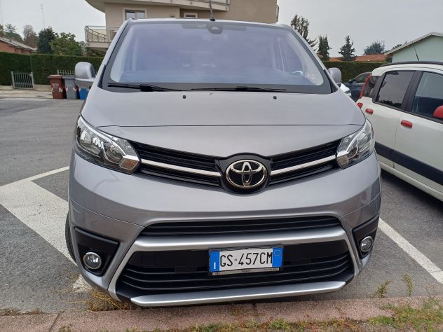 Toyota Proace Verso Medium Executive 2.0D 150cv