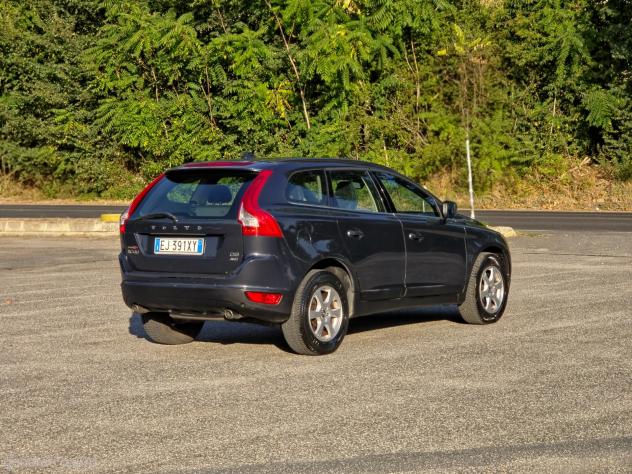 Volvo XC 60 XC60 D5 AWD Geartronic Summum CV-215 E5 Automatico 2012 - Foto 6