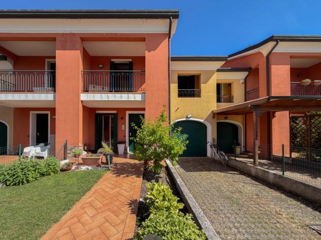 Porzione di casa in vendita a Costabissara