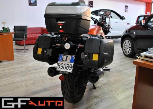Moto Guzzi V 7 STONE 100. ANIVERSARIO * SOLO 7.000 KM * - Foto 4