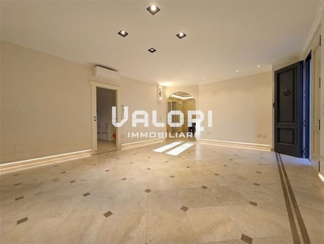 Elegante Residenza Indipendente in Via Firenze a Faenza - Foto 3