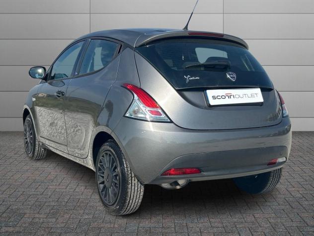 Lancia Ypsilon III 2015 1.2 Elefantino Blu s&s 69cv my19 - Foto 4