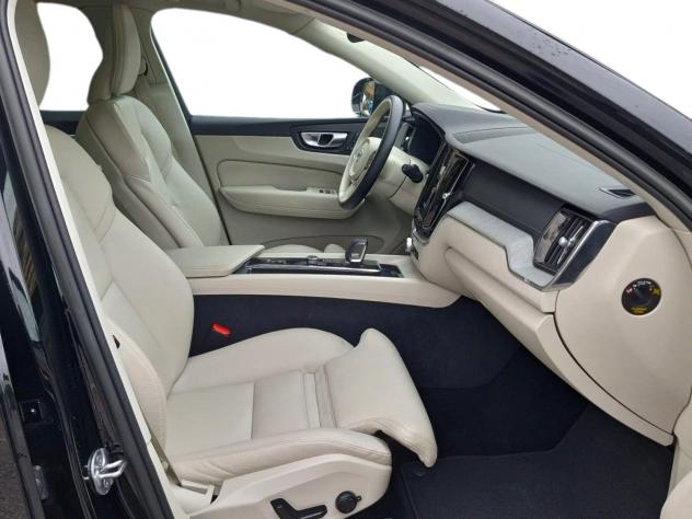 Volvo XC60 B4 197+14 CV AWD Mild Hybrid Diesel Automatico Ultimate Bright - Foto 8