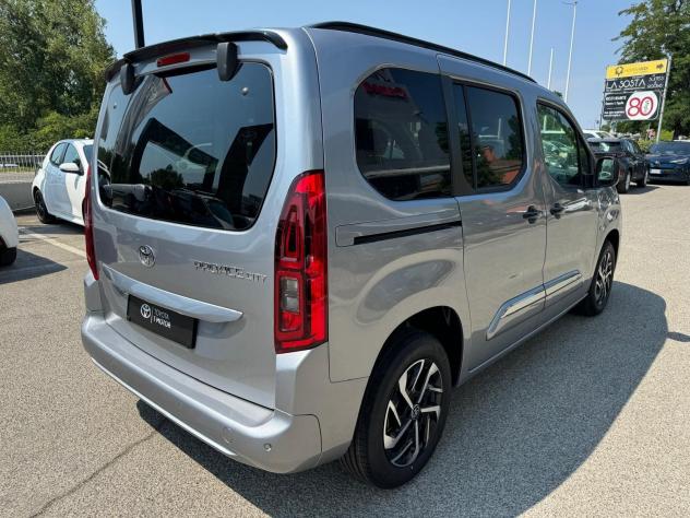 Toyota Proace City Verso 1.5D 130CV M/T L1 Executive - Foto 5