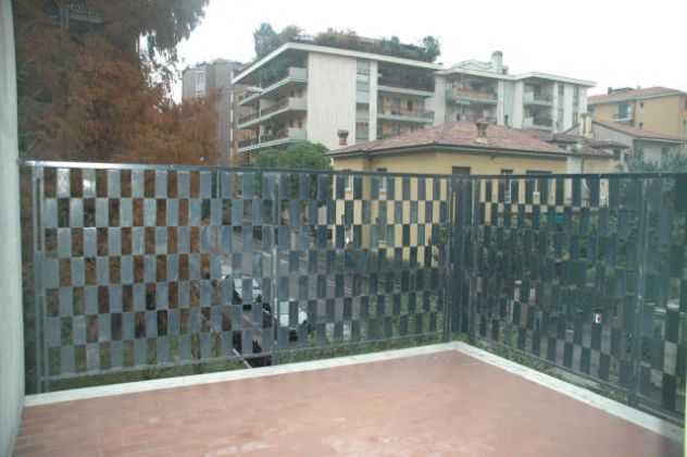 Trilocale zona Accademia di Finanza Bergamo - Foto 9