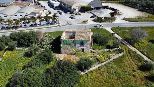 DONNALUCATA – PORZIONE DI CASALE RURALE D’EPOCA CON ORTO – CONTRADA ARIZZA - Foto 10