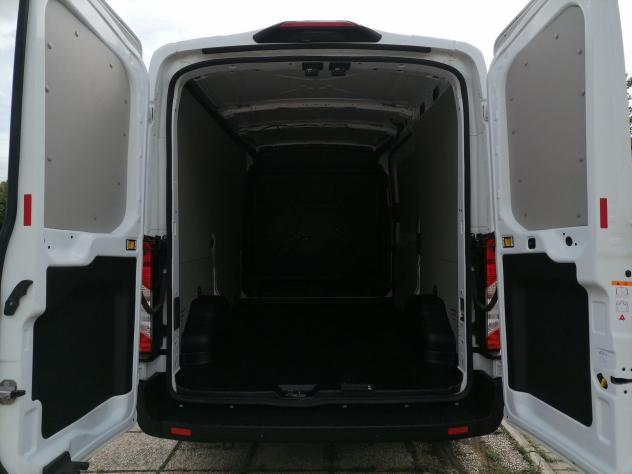 Ford Transit 350 fwd 2.0 ecoblue 130cv trend L2H2 - Foto 9