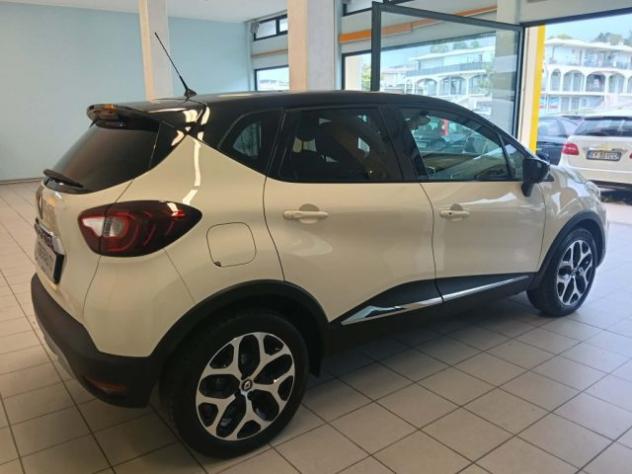 RENAULT Captur dCi 8V 90 CV EDC Sport Edition2 rif. 23892640 - Foto 4