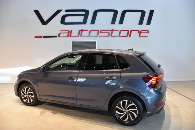 Volkswagen Polo 1.0 Life - PER NEOPATENTATI - Foto 4