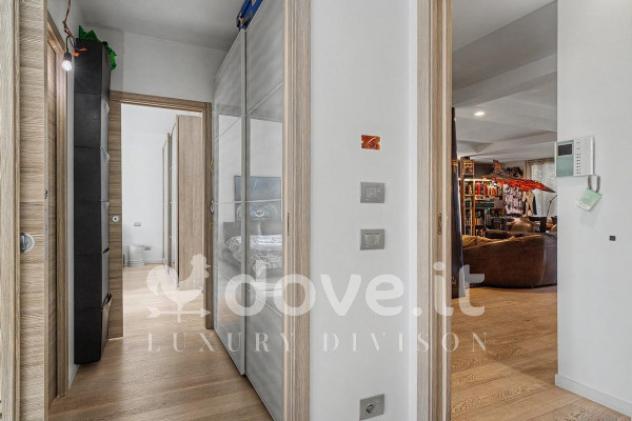 Casa indipendente di 278 m² con più di 5 locali e box auto in vendita a Bergamo - Foto 15