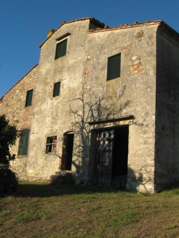 Colonica in Vendita in zona CALDINE con giardino - Foto 4