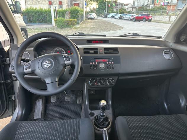 Suzuki Swift 1.3 DDiS 5p. GLX-2005 - Foto 9