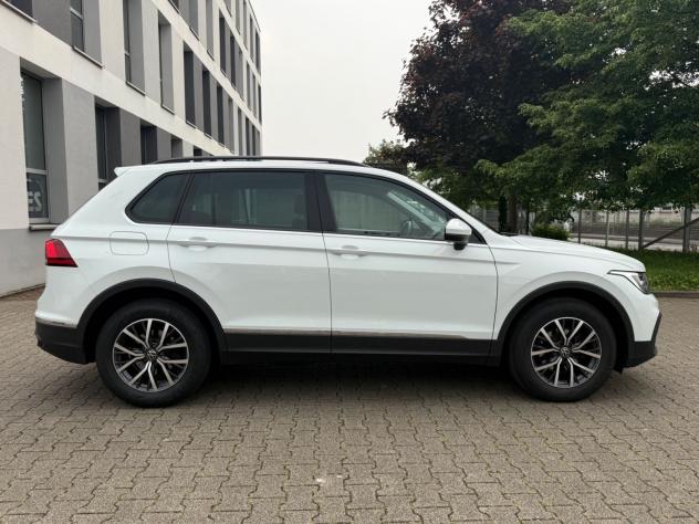 Volkswagen Tiguan 2.0TDI 150CV LIFE DSG 3 ZONE INDUZIONE APPLE ANDROID - Foto 7
