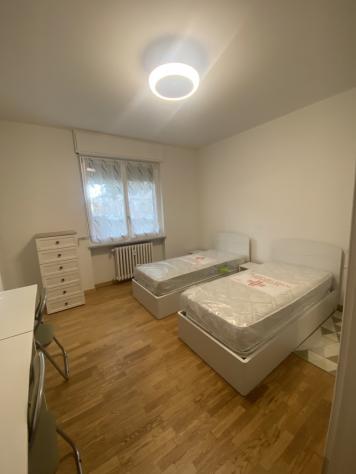 Stanza in appartamento in affitto a Novara - Foto 2