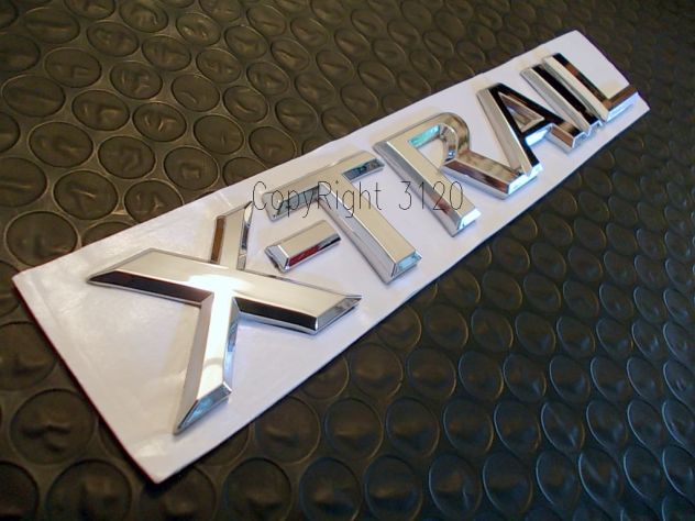 EMBLEMA LOGO SEGNO portellone porta cromato originale VW T4 701853601F