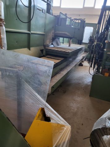 Centro Di Lavoro C.B. Ferrari Mod. S 72 -E 3 Assi