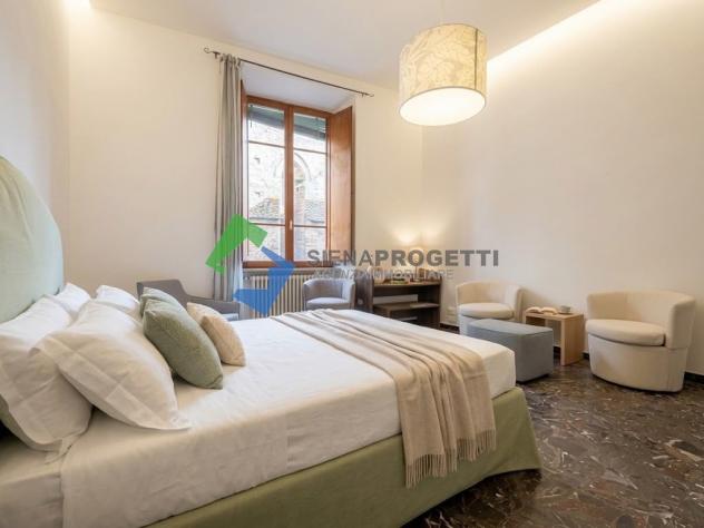 SIENA – CENTRO STORICO | ELEGANZA E PRESTIGIO A POCHI PASSI DA PIAZZA DEL CAMPO - Foto 15