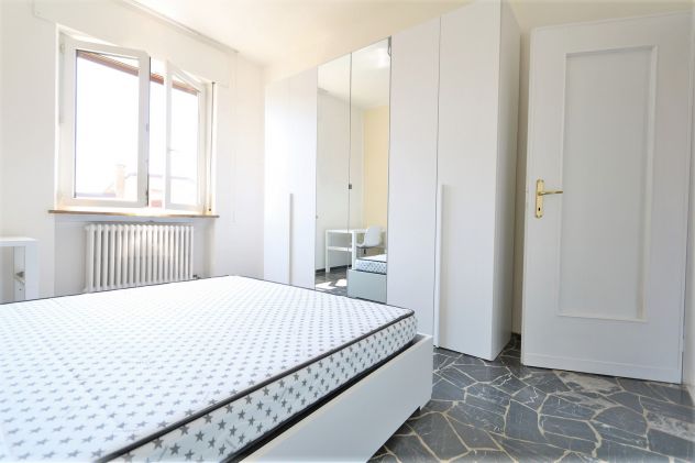 OFFRO CAMERA IN AFFITTO LETTO MATRIMONIALE USO SINGOLA - Foto 3