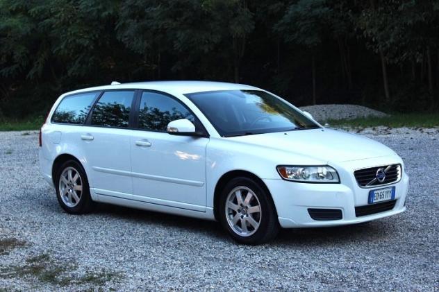 Volvo V50 1.6 d2 Polar 115cv CROSSOVER STUPENDO COME DA FOTO REALE UNICO UTILIZZATORE CLIMA AUT. CERCHI IN LEG - Foto 5