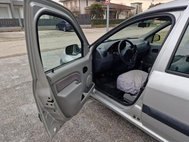 Dacia Logan MCV 1.5 dCi 70CV 7 posti Laurte - Foto 10