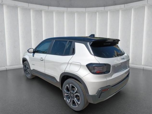 JEEP Avenger 1200 MHEV SUMMIT 110 CV AUTOM BICOLOR PACK WINTER rif. 24122449 - Foto 4