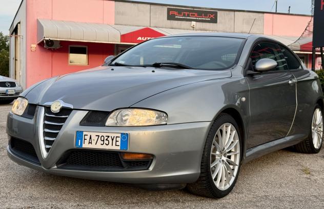 Alfa Romeo GT 1.9 JTDM 150CV 16V Distinctive - Foto 4