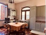 Villa in vendita a Barga 270 mq  Rif: 1423472