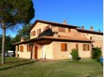 Casale in vendita a Castiglione del Lago 437 mq  Rif: 1377627