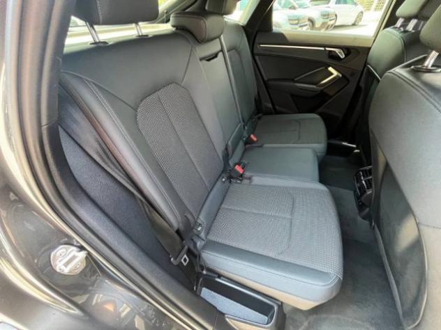 AUDI Q3 35 TDI S tronic S line rif. 24003299 - Foto 10