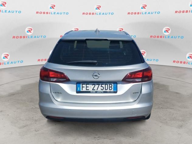 Opel Astra Astra Sports Tourer 1.6 cdti Innovation 136cv auto - Foto 4
