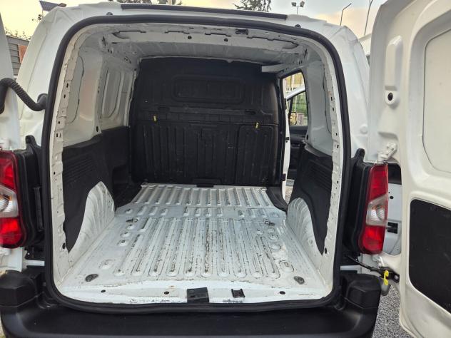 Opel Combo Cargo 1.5 Diesel 102 CV S&S - Foto 8