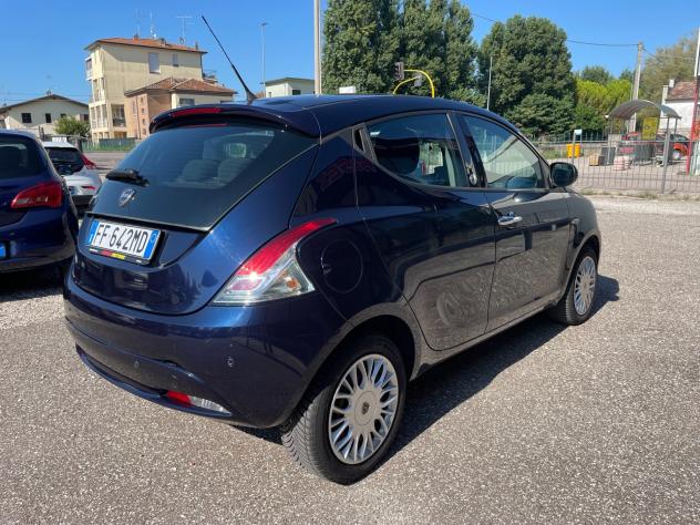 Lancia Ypsilon 1.2 69 CV 5 porte GPL Ecochic Silver - Foto 5
