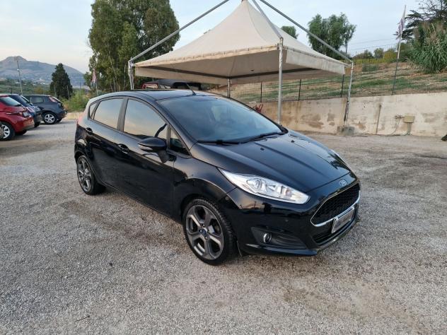 Ford Fiesta 1.5 TDCi 95CV 5 porte Titanium - Foto 4