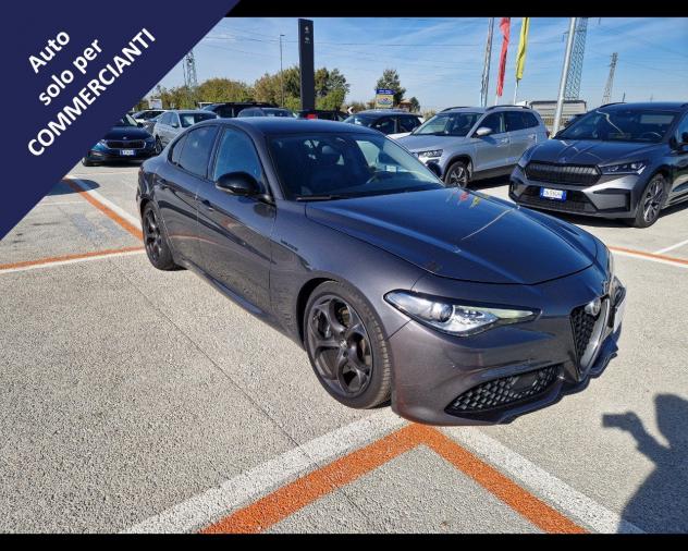 Alfa Romeo Giulia Giulia (2016) - Giulia 2.2 Turbodiesel 210 CV AT8 AWD Q4 Vel - Foto 3