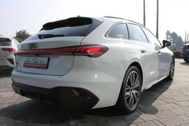AUDI A5 Avant TDI 150 kW mHEV+ S tronic S Line edition rif. 22900444 - Foto 4