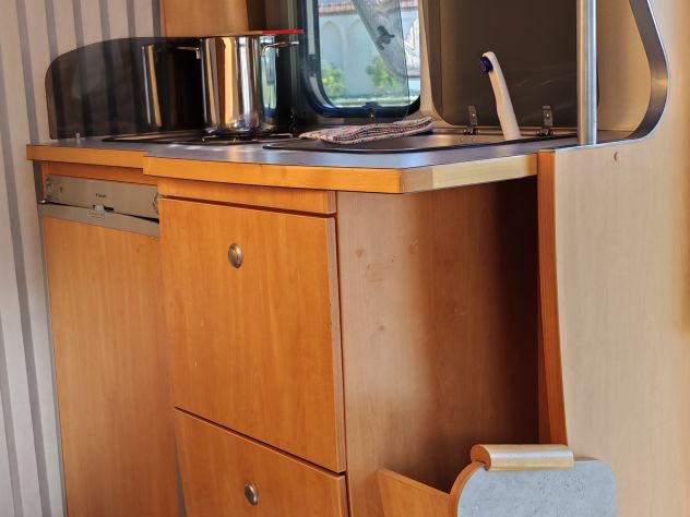 BELLISSIMA CARAVAN SUPER ACCESSORIATA - Foto 7