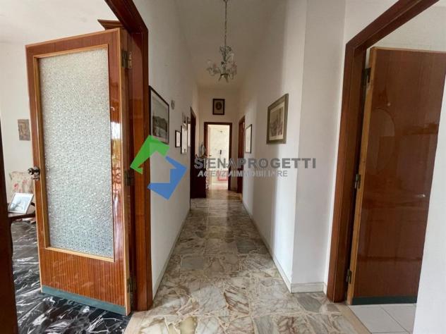 Quadrilocale con Giardino e Box Doppio a Scacciapensieri: Spazio, Luce e Potenziale. Siena. - Foto 12